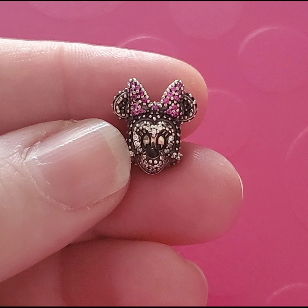 Pandora Disney Sparkling Minnie Portrait